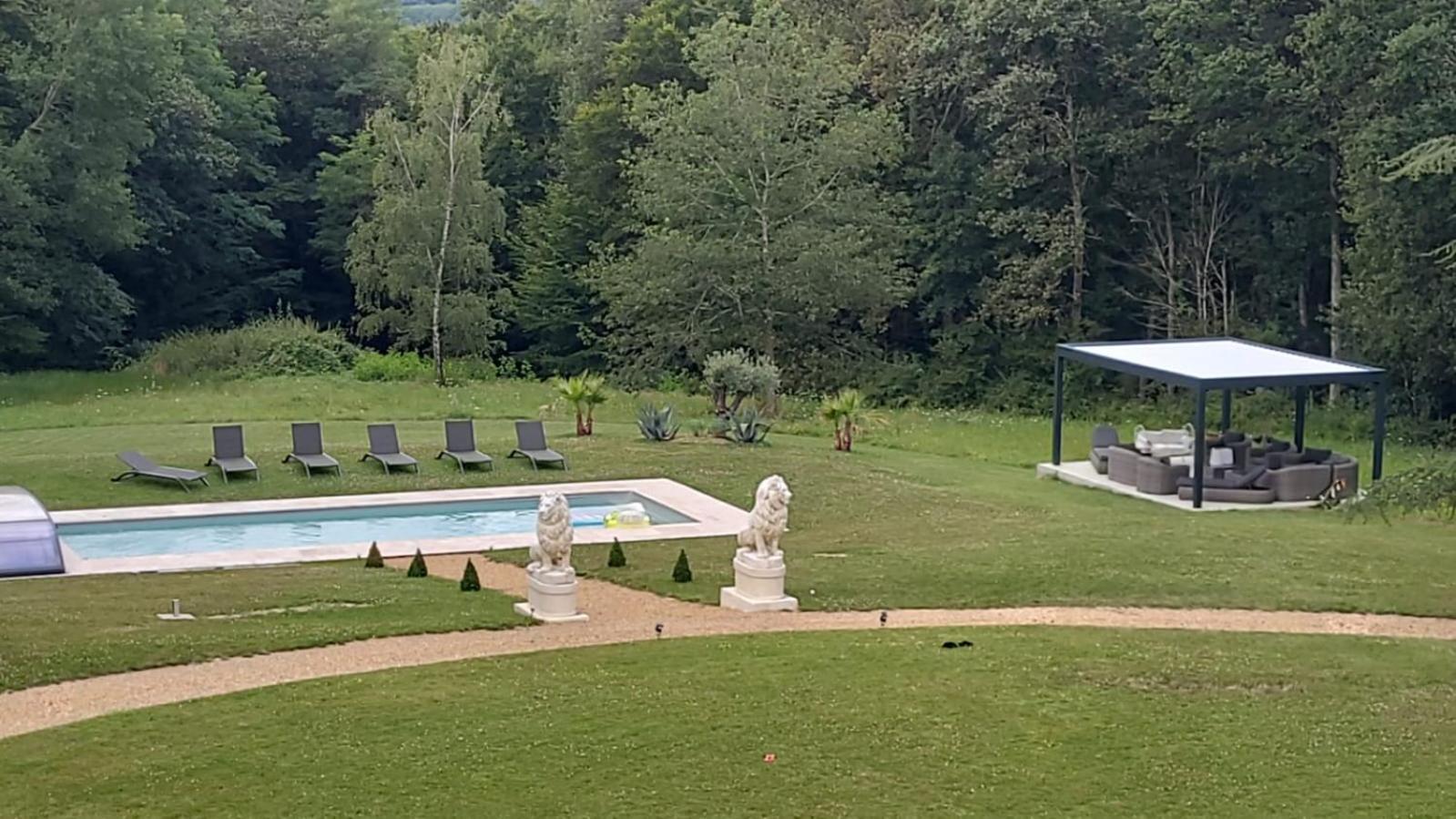 La Tour Carree D'Un Chateau Auzouer-en-Touraine Kültér fotó